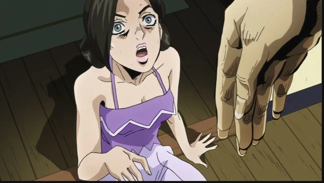 吉良から爪を切るよう命じられる美那子