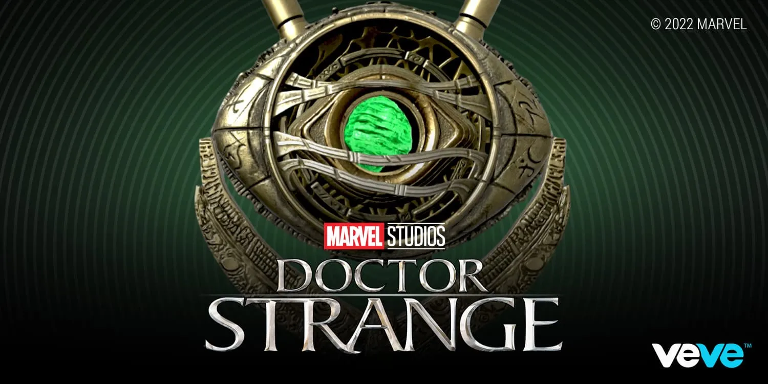 Marvel公式の開いたアガモットの目と緑色の石